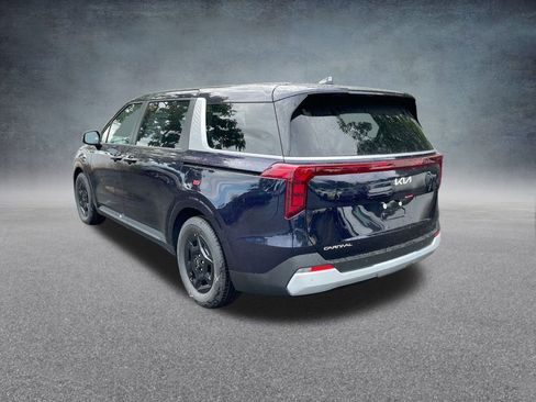 Used 2026 Kia Carnival FWD image 30