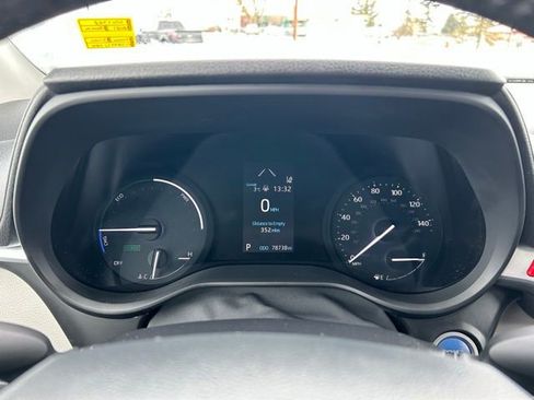 Used 2021 Toyota Sienna XLE image 26