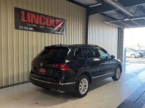 Used 2018 Volkswagen Tiguan SE image 6