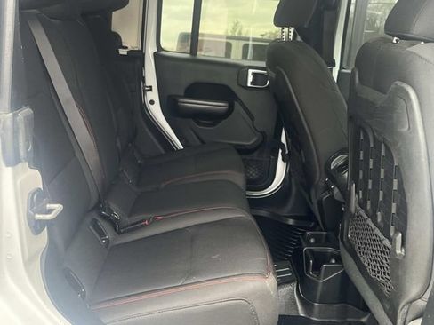 Used 2020 Jeep Gladiator Rubicon AWD/4WD image 13