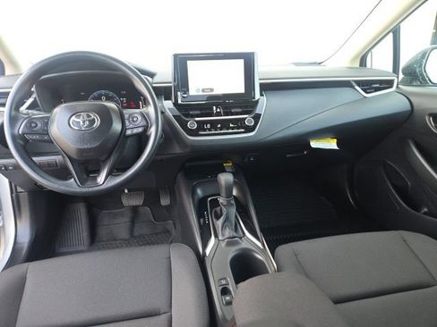 Used 2026 Toyota Corolla LE w/ LE Premium Package FWD image 21