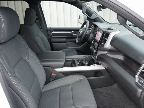 New 2026 RAM 1500 4x4 Crew Cab image 25