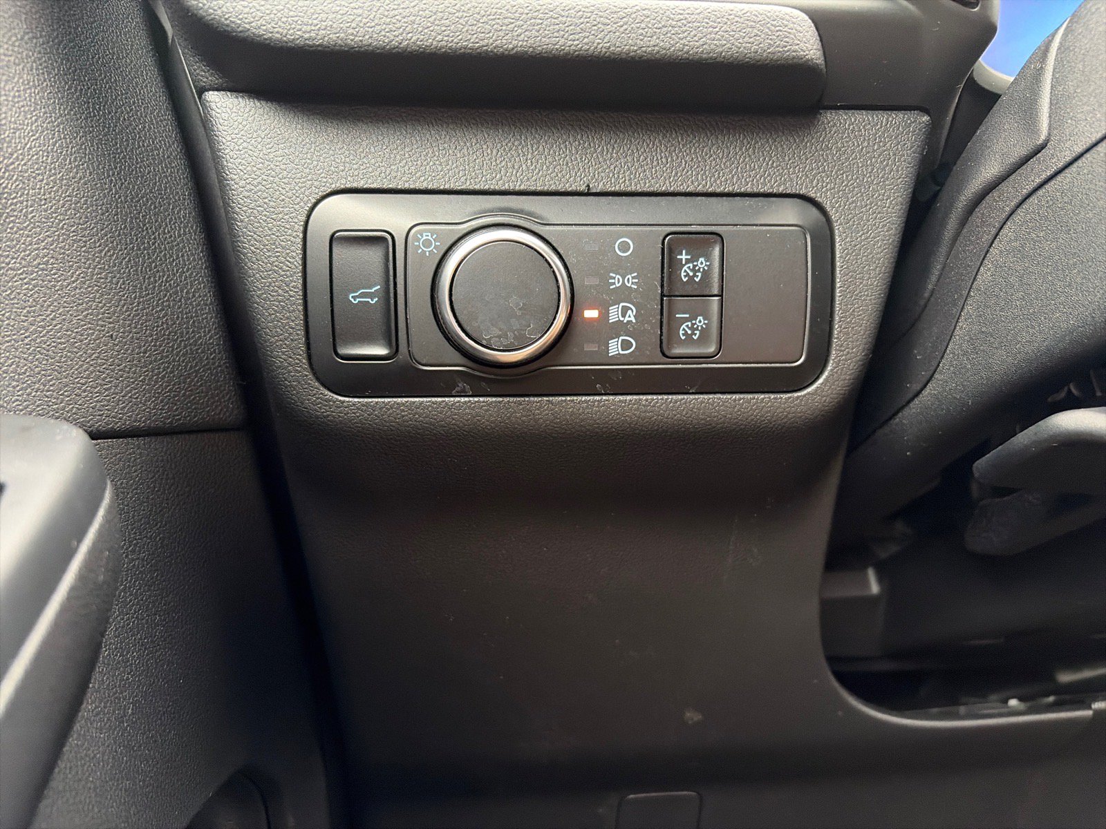 Used 2023 Ford Escape ST-Line w/ Tech Pack #1 AWD/4WD image 27