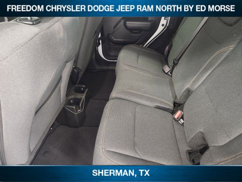 Used 2025 Jeep Wrangler Sport S AWD/4WD image 21