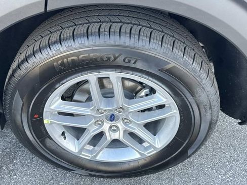 New 2026 Ford Explorer Active w/ Active Comfort Package image 32