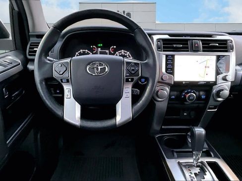 Used 2023 Toyota 4Runner SR5 Premium image 15