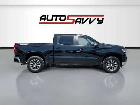 Used 2024 Chevrolet Silverado 1500 LT AWD/4WD image 8