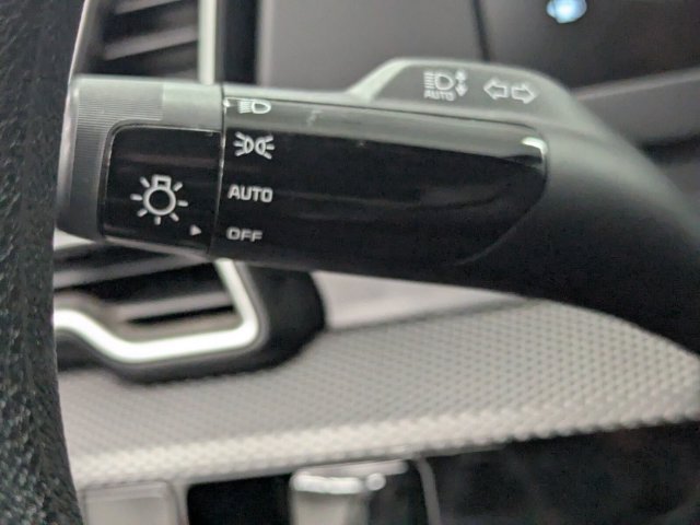 Used 2023 Kia Sportage LX FWD image 22