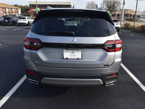 Certified 2023 Honda Pilot Elite image 7