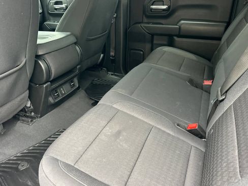 Used 2025 Chevrolet Silverado 1500 Custom w/ Turbomax Blackout Package RWD image 4