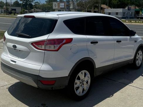 Used 2014 Ford Escape S image 4