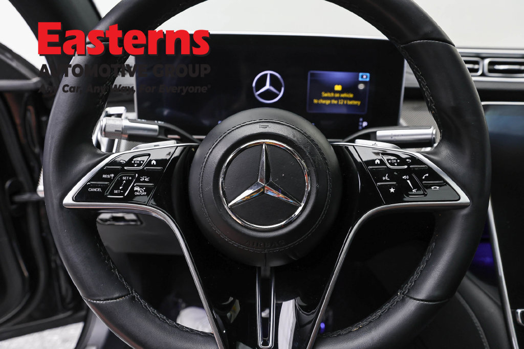 Used 2022 Mercedes-Benz S 500 4MATIC w/ AMG Line Package image 11