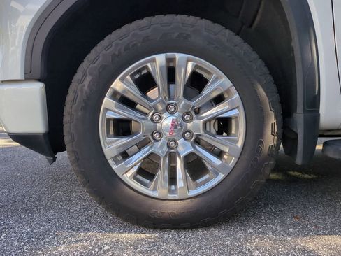 Used 2021 GMC Sierra 1500 Denali w/ Driver Alert Package II image 14