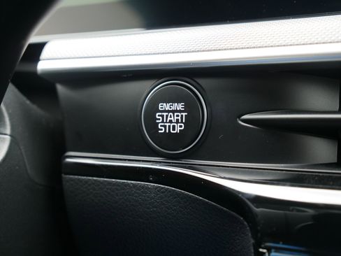 New 2025 Kia K5 LXS image 22