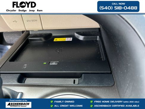 Used 2024 Toyota Camry XLE w/ Navigation Package FWD image 18