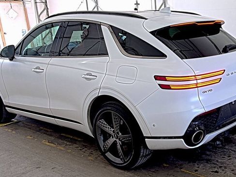 Used 2023 Genesis GV70 3.5T Sport w/ Sport Prestige Package image 2