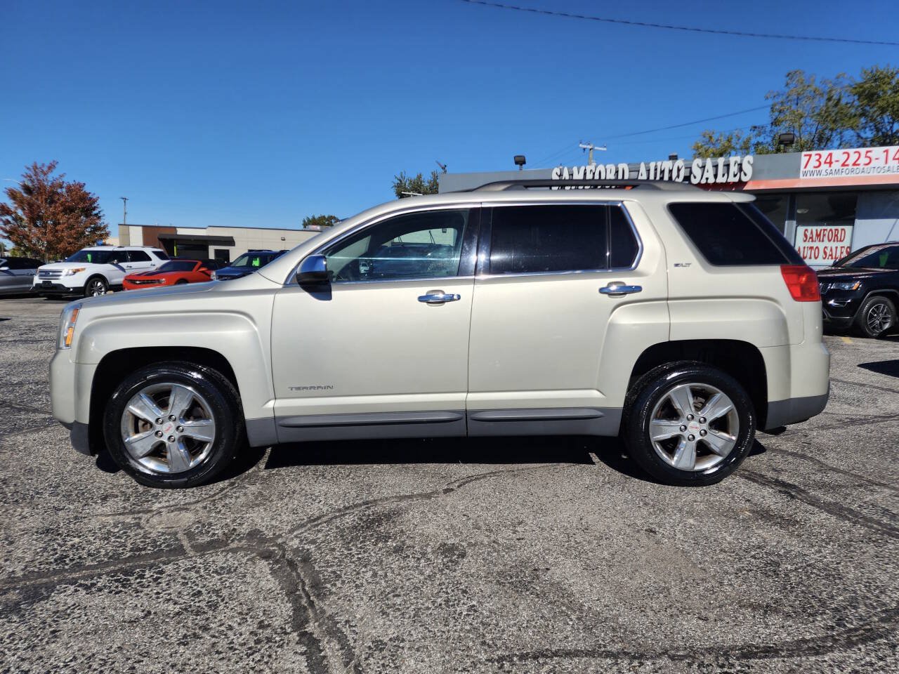 Used 2015 GMC Terrain SLT w/ Chrome Edition AWD/4WD image 3