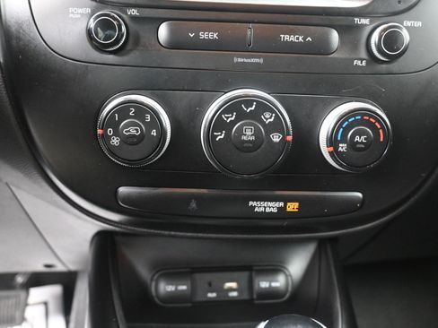 Used 2019 Kia Soul FWD image 21