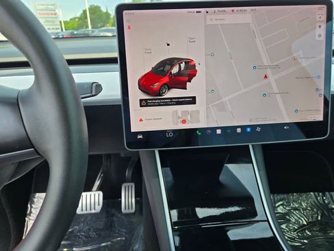 Used 2021 Tesla Model Y Long Range AWD/4WD image 12