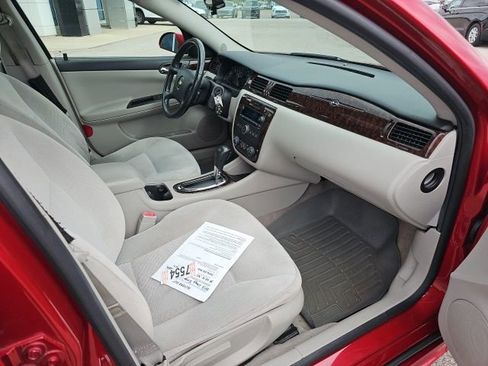 Used 2013 Chevrolet Impala LT w/ LT Sunroof Package FWD image 32