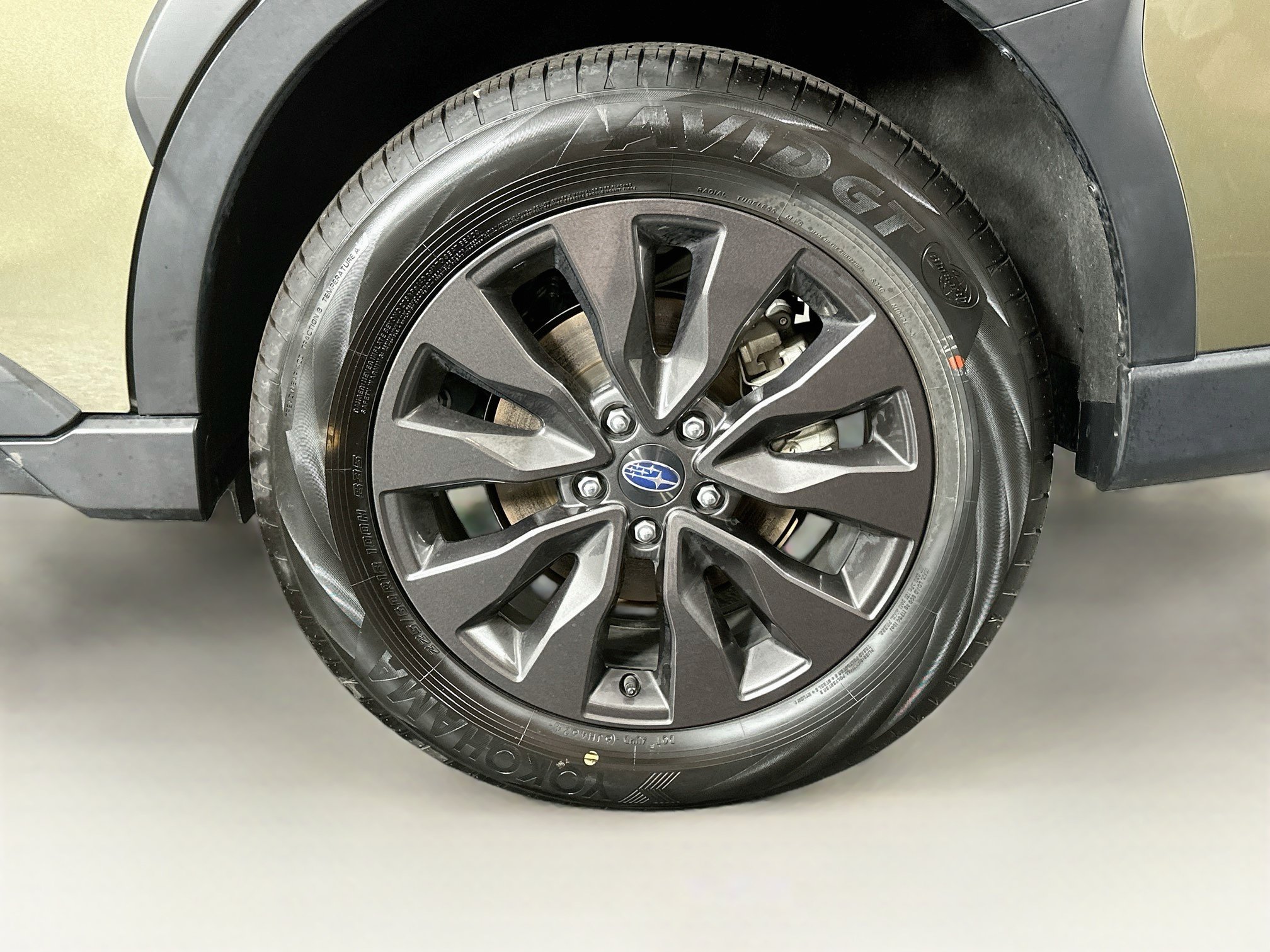 Used 2025 Subaru Outback Onyx Edition AWD/4WD image 11