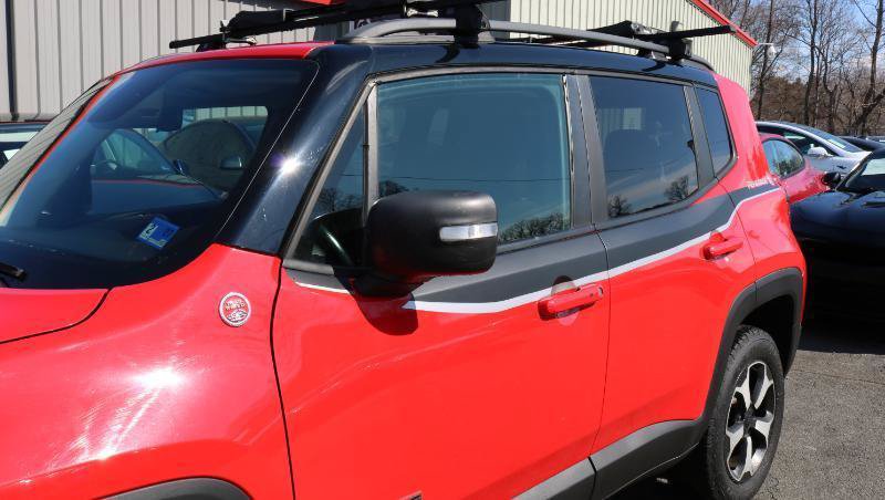Used 2019 Jeep Renegade Trailhawk w/ Cold Weather Group II AWD/4WD image 4