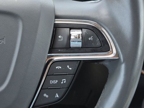 Used 2022 Lincoln Nautilus Reserve FWD image 27