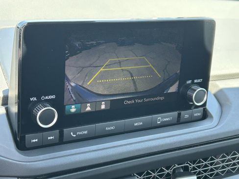 Certified 2023 Honda Accord EX image 19