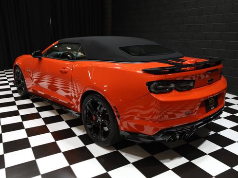 Used 2020 Chevrolet Camaro SS image 8