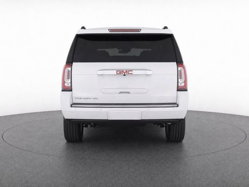 Used 2017 GMC Yukon XL Denali w/ Open Road Package AWD/4WD image 7