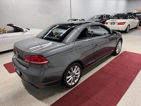 Used 2013 Volkswagen Eos Komfort FWD image 55