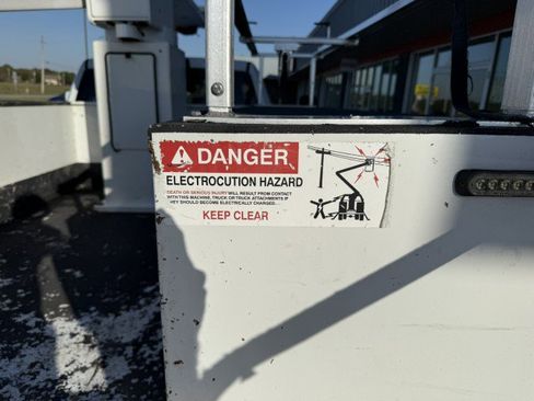 Used 2013 RAM 5500 Tradesman w/ Cold Weather Group image 20