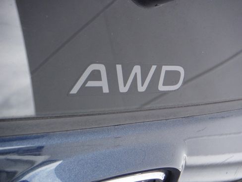 Used 2024 Honda CR-V EX image 9