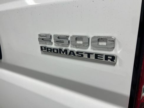 Used 2025 RAM ProMaster 2500 w/ Convenience Group FWD image 14