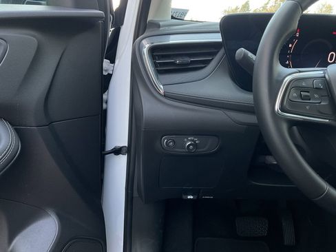Used 2025 Buick Encore GX Preferred image 25