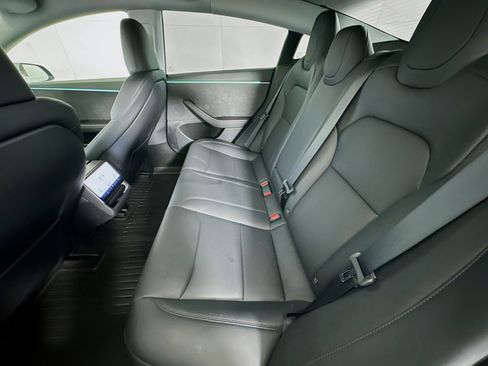 Used 2025 Tesla Model 3 Long Range image 28