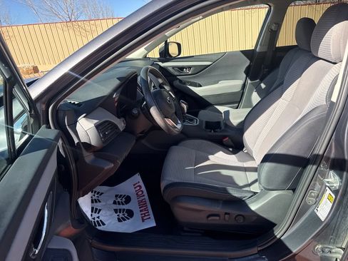 Used 2023 Subaru Outback Premium AWD/4WD image 10