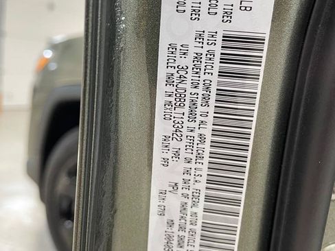 Used 2020 Jeep Compass Latitude w/ Popular Equipment Group AWD/4WD image 38