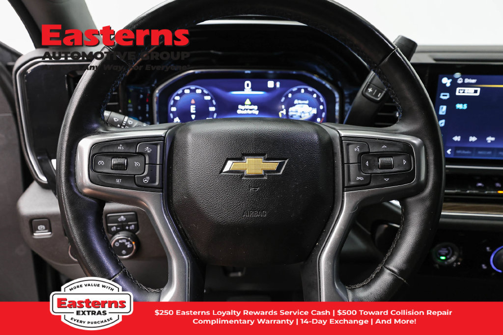 Used 2023 Chevrolet Silverado 1500 LT AWD/4WD image 11