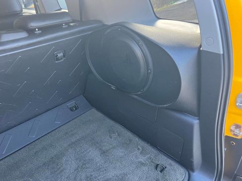 Used 2007 Toyota FJ Cruiser 4WD image 10