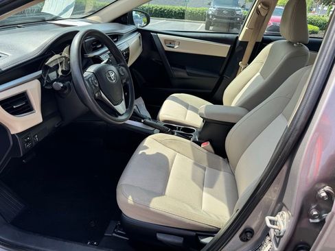 Used 2014 Toyota Corolla LE FWD image 11