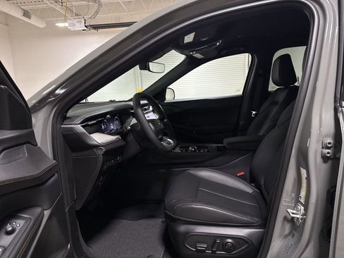 New 2026 Jeep Cherokee Limited AWD/4WD image 19