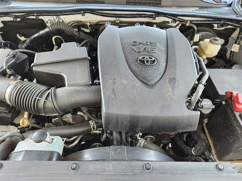 Used 2023 Toyota Tacoma TRD Sport image 23