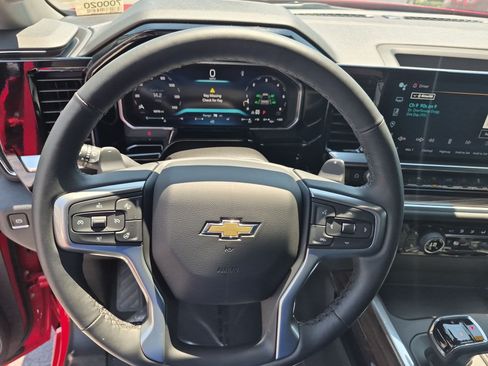 Certified 2026 Chevrolet Silverado 1500 LT w/ Leather Package AWD/4WD image 16