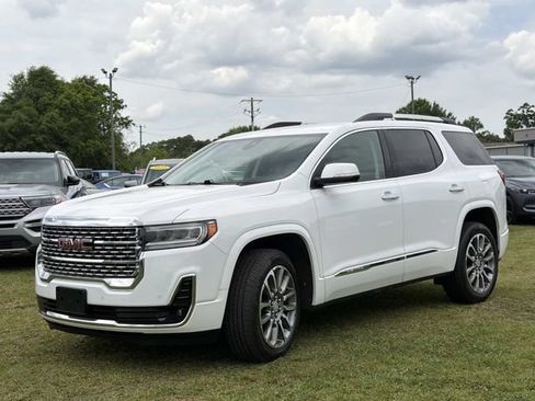 Used 2023 GMC Acadia Denali FWD image 16