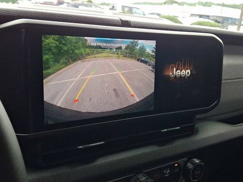 Used 2025 Jeep Wrangler Unlimited Sport S 4xe AWD/4WD image 17