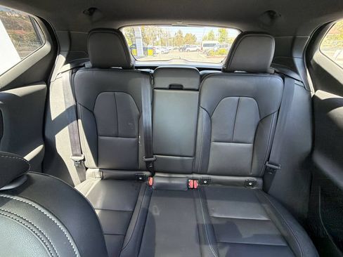 Used 2020 Volvo XC40 T5 Momentum AWD/4WD image 5