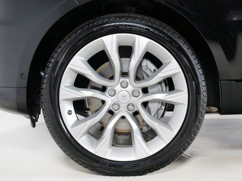 Used 2018 Land Rover Range Rover Sport HSE image 9