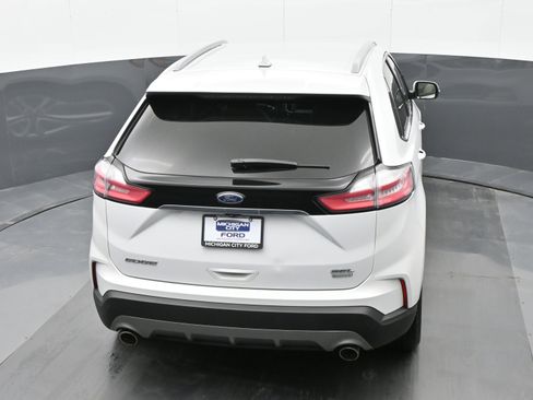 Used 2020 Ford Edge SEL image 34