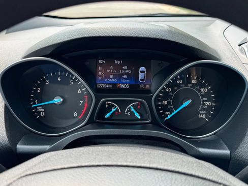 Used 2017 Ford Escape SE AWD/4WD image 20